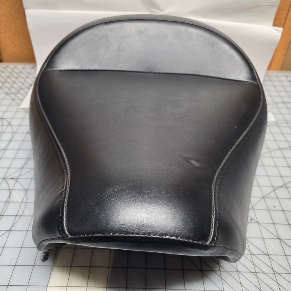 Kawasaki Vulcan 1500 Classic OEM Front Driver Seat 53001-1925-MA Black